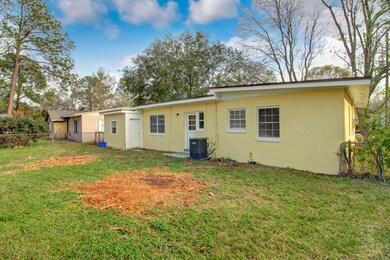 4745 Beverly Cir, Jacksonville, FL 32210 - photo 7