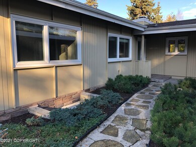 637 W 22nd Ave unit A, Anchorage, AK 99503 - photo 3