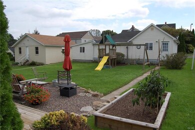 337 Mauch Chunk St, Nazareth, PA 18064 - photo 6