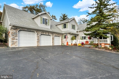 64 Metz Rd, Thompsontown, PA 17094 - photo 2