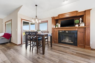 8210 W Palmetto Cir, Wichita, KS 67205 - photo 7