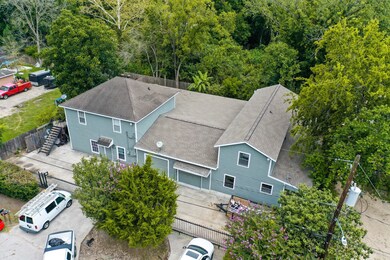 10424 & 10428 A & B Burden St, Houston, TX 77093 - photo 2