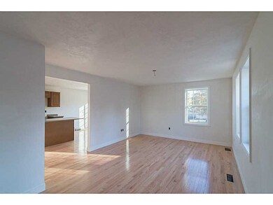 130 Providence Ave, Riverside, RI 02915 - photo 3