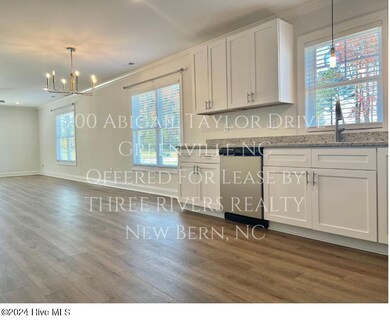700 Abigail Taylor Dr unit A, Greenville, NC 27834 - photo 4