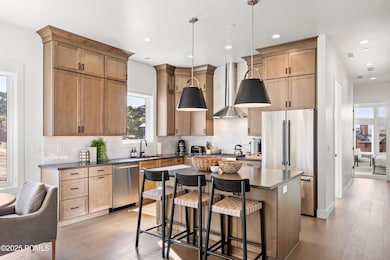 005_4-371_abajo_peak_loop_807