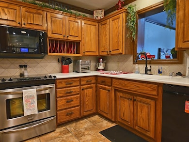 2120 Flamingo Ln, Duncan, OK 73533 - photo 6