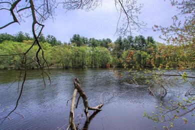 42 Elsie Ave, Billerica, MA 01821 - photo 2