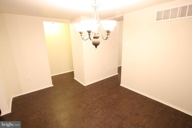 10509 E Wind Way, Columbia, MD 21044 - photo 6