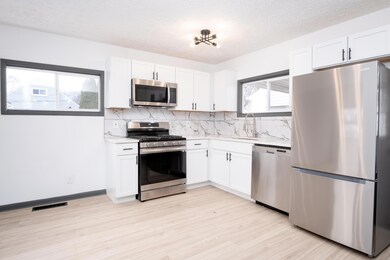 4098 Ural Ave, Columbus, OH 43213 - photo 5