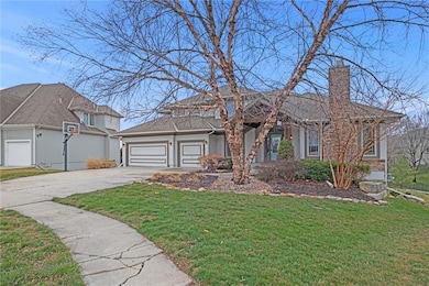 8156 Bittersweet Dr, Lenexa, KS 66220 - photo 4