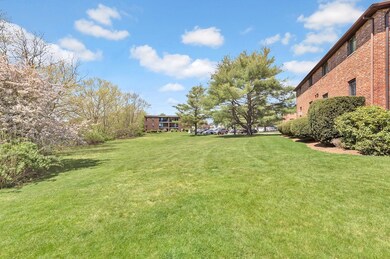 38 Bayview Terrace unit 1, Danvers, MA 01923 - photo 6