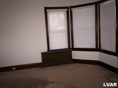 79 W Goepp St unit 1st Floor, Bethlehem, PA 18018 - photo 3