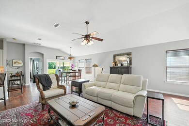 6_5877 wind cave ln-006