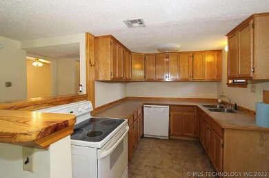 10156 S 241st West Ave, Sapulpa, OK 74066 - photo 6