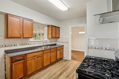 5418 Bradford Dr, Dallas, TX 75235 - photo 4