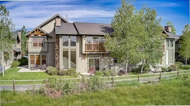 Fox Point Circle MLS-17