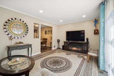 1321 Bristol Ln unit N1, Buffalo Grove, IL 60089 - photo 6