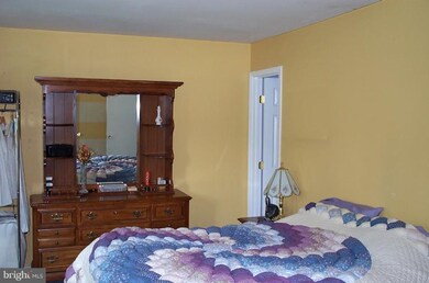 unlisted-address, Burke, VA 22015 - photo 7