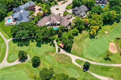 6501 Oak Tree Dr, Edmond, OK 73025 - photo 2