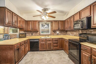 12013 C Dr S, Ceresco, MI 49033 - photo 7