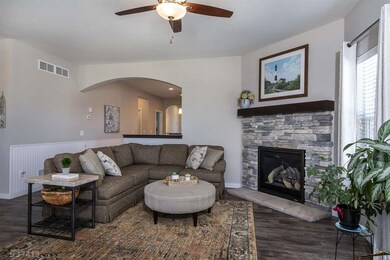 2833 No Oaks Ridge, Fitchburg, WI 53711 - photo 5