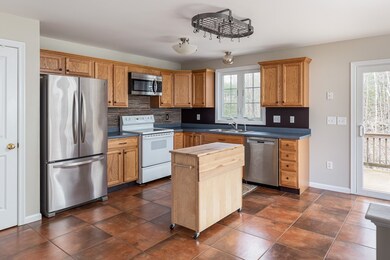 32 Daffodil Ct unit 32, South Grafton, MA 01560 - photo 7