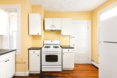 13 Houghton St unit 2, Somerville, MA 02143 - photo 2