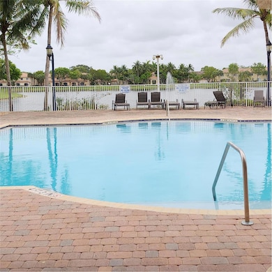 2577 SW 83rd Terrace unit 102, Miramar, FL 33025 - photo 2