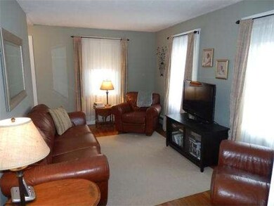 86 S Walnut St, Quincy, MA 02169 - photo 2