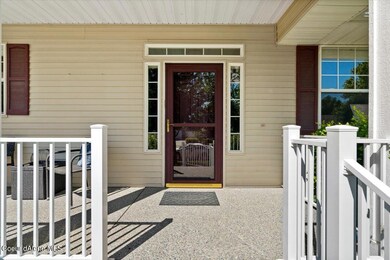 04-Front entry