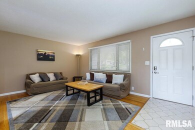 40 Parklane Cir, Bettendorf, IA 52722 - photo 4