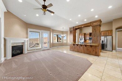 2444 s Arabian Way-14