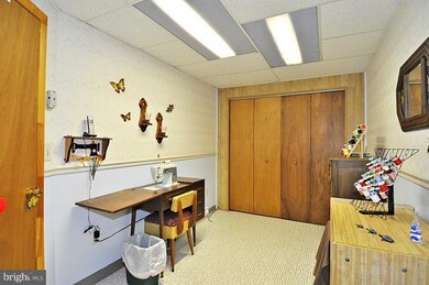 7907 Elizabeth Rd, Pasadena, MD 21122 - photo 5