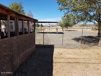 405 Bermuda Ln, Paulden, AZ 86334 - photo 4