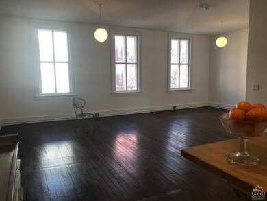 605 Warren St, Hudson, NY 12534 - photo 5