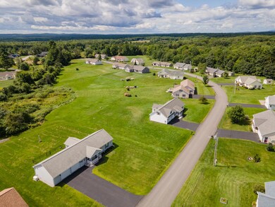 lakehome_fieldstone012