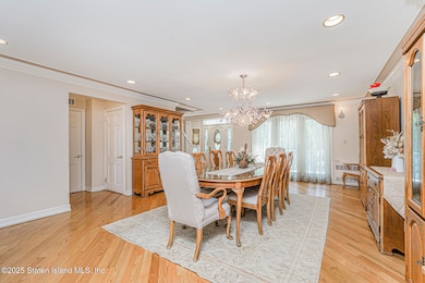 26 Highpoint Rd, Staten Island, NY 10304 - photo 5