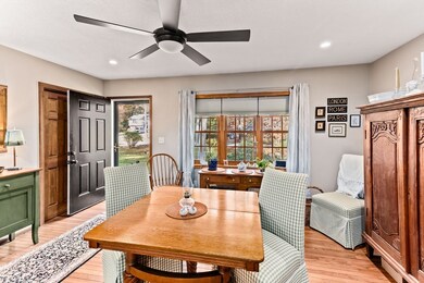 9 Marion Rd, Middleboro, MA 02346 - photo 3