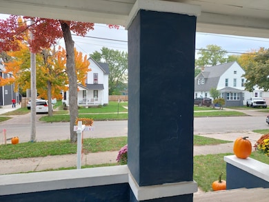 27 Rose St SW, Grand Rapids, MI 49507 - photo 5