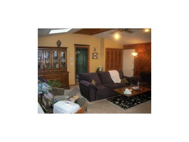 137 Overland Ave, Cranston, RI 02910 - photo 7