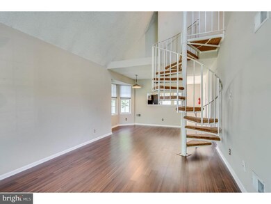 317 Hunters Rd, Swedesboro, NJ 08085 - photo 4