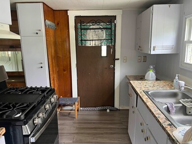 58 Morways Park, Charlestown, NH 03603 - photo 5