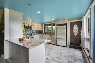 25 Seaview Terrace, New Bedford, MA 02744 - photo 7