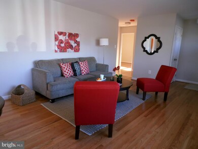 1102 Montrose Ave, Laurel, MD 20707 - photo 4