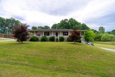 3762 Cedar Creek Rd, Walling, TN 38587 - photo 2