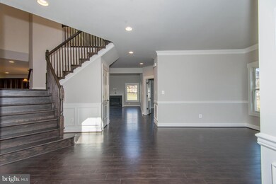 7408 Bethune St, Falls Church, VA 22043 - photo 5