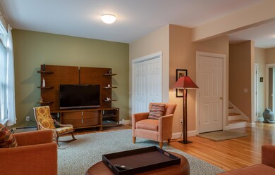 20 Holbrook St unit 2, Freeport, ME 04032 - photo 4