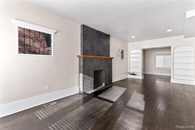 131 Mclean St, Highland Park, MI 48203 - photo 7