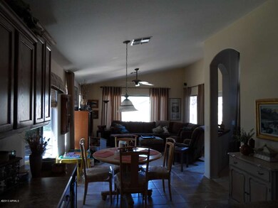 Open Kitchen