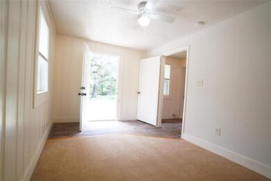 109 Avondale Ave, Azle, TX 76020 - photo 3